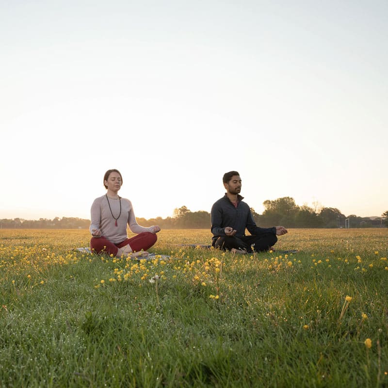 meditation-couple